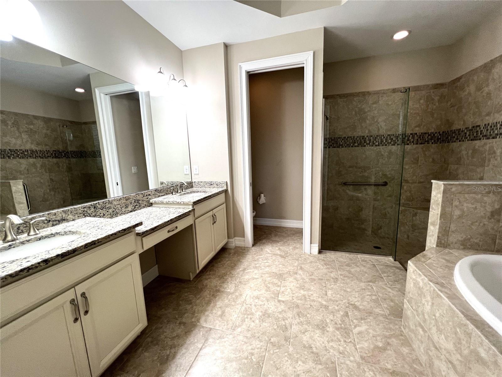 TOSCANA ISLES UN 1 - Residential Lease