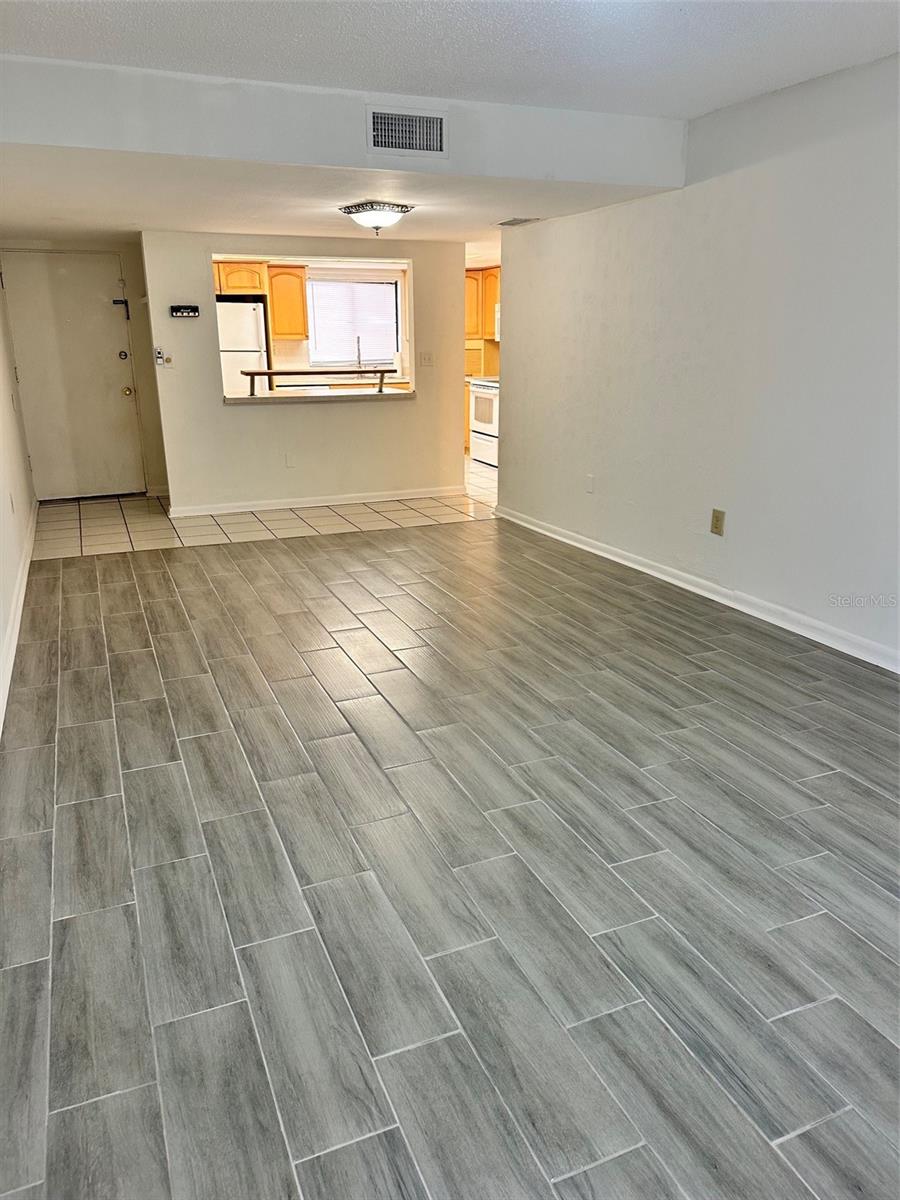 10775 VILLAGE CLUB CIRCLE N 101