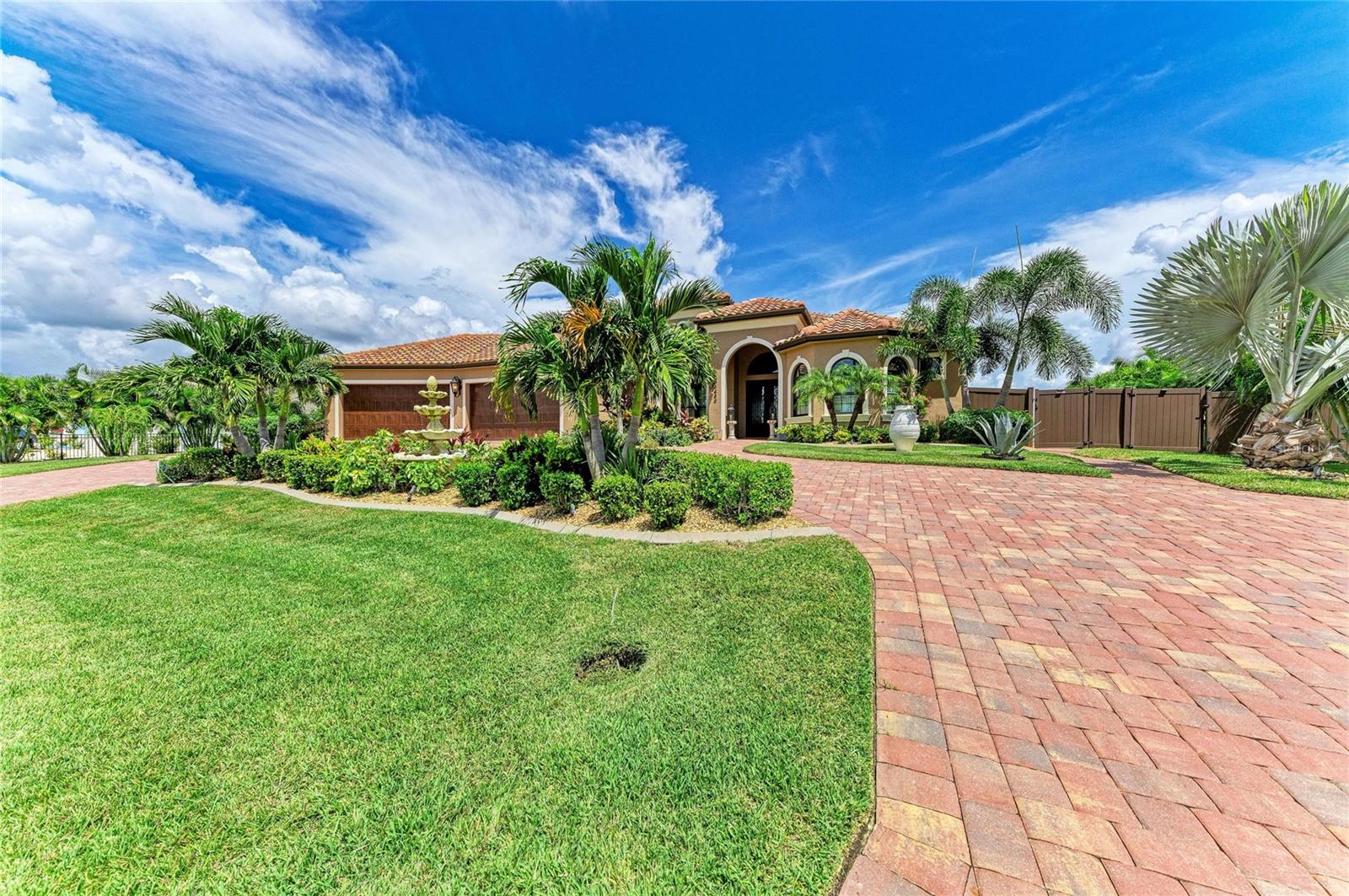16488 LIGGETT CIRCLE