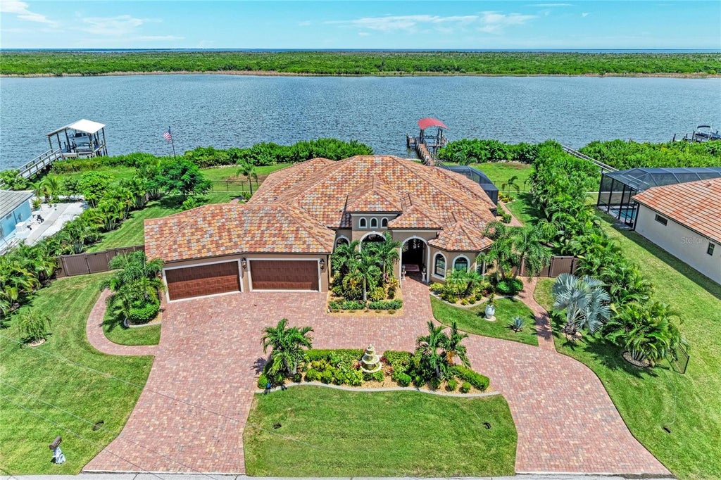 Photo of 16488 Liggett Circle, Port Charlotte, FL 33981 (MLS # A4706585)
