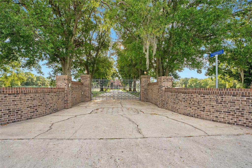 Photo of 4410 Albritton Road, Saint Cloud, FL 34772 (MLS # S5156367)