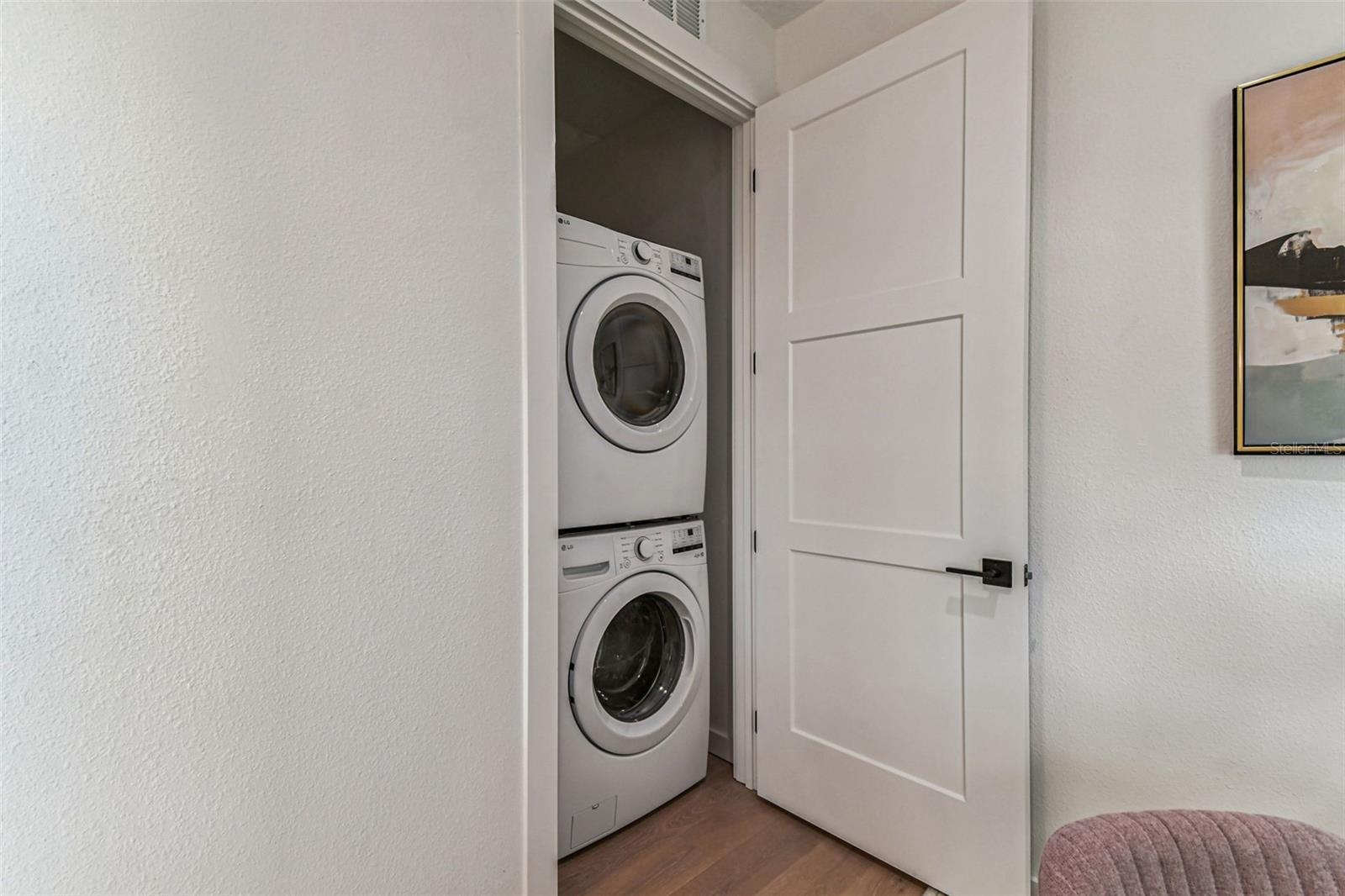 CANVAS TPA TOWNHOMES PHASE 1 - Residential