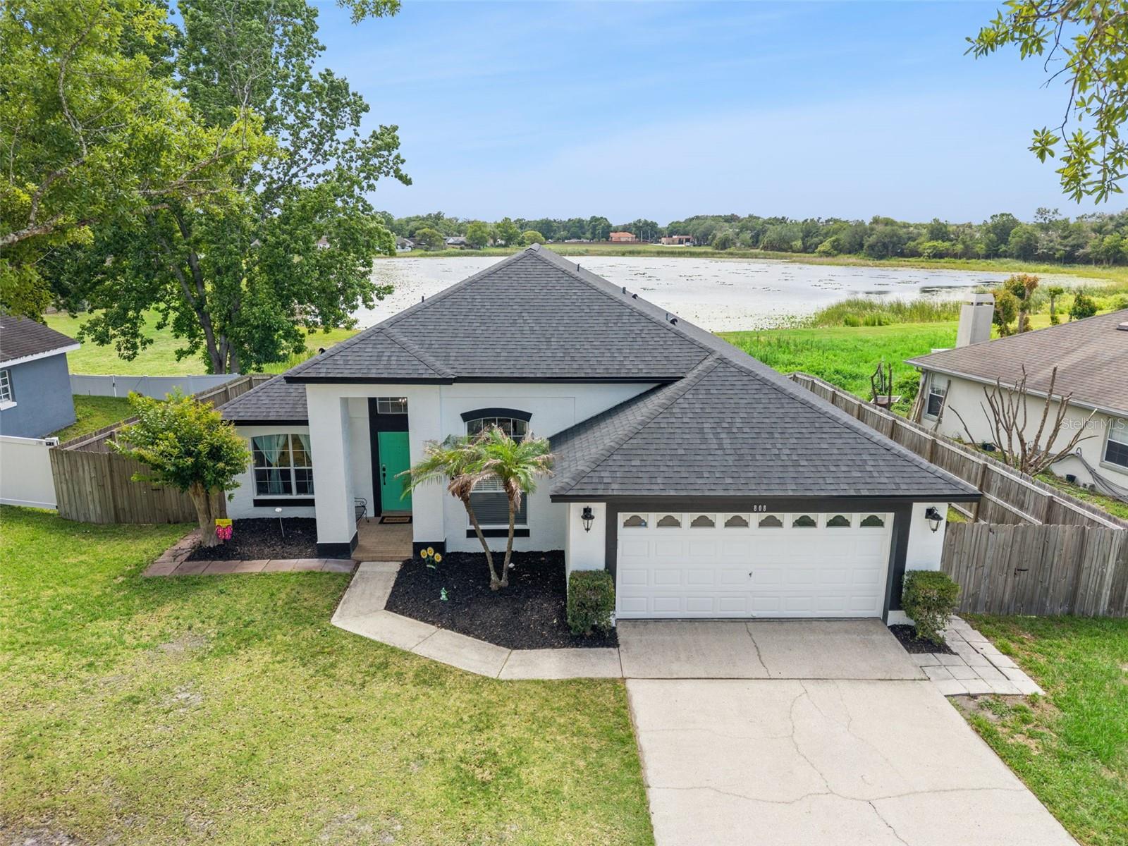 808 LAKE JACKSON CIRCLE