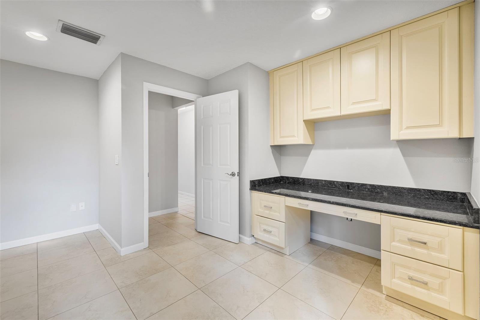 EAST NORTH TAMPA - Residential