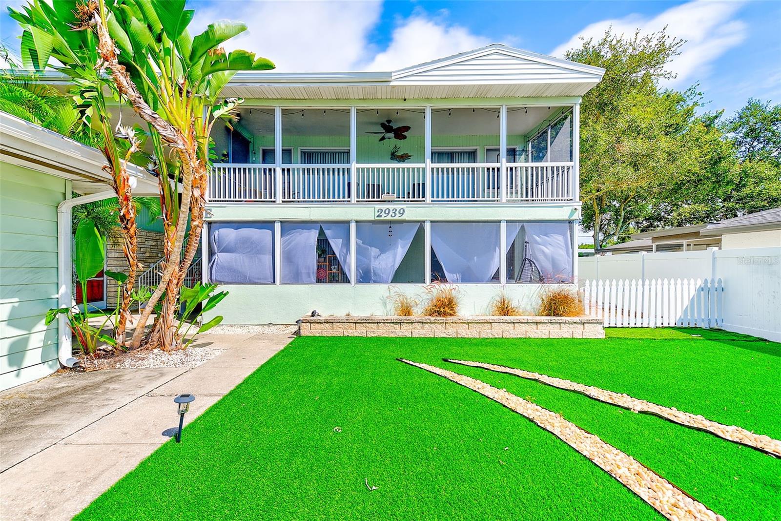 SUNSET BLUFF ESTATES - Residential Lease