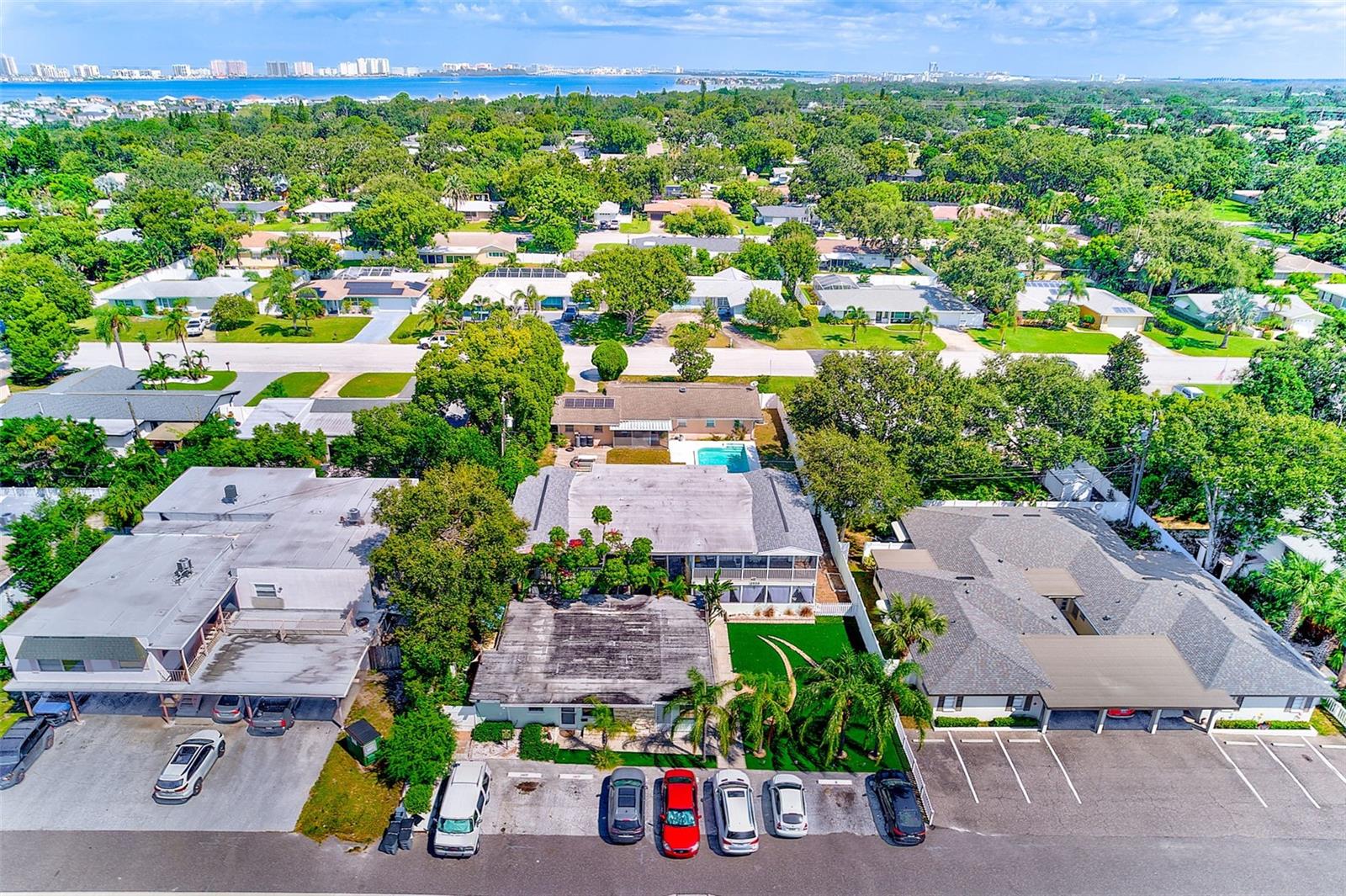 SUNSET BLUFF ESTATES - Residential Lease