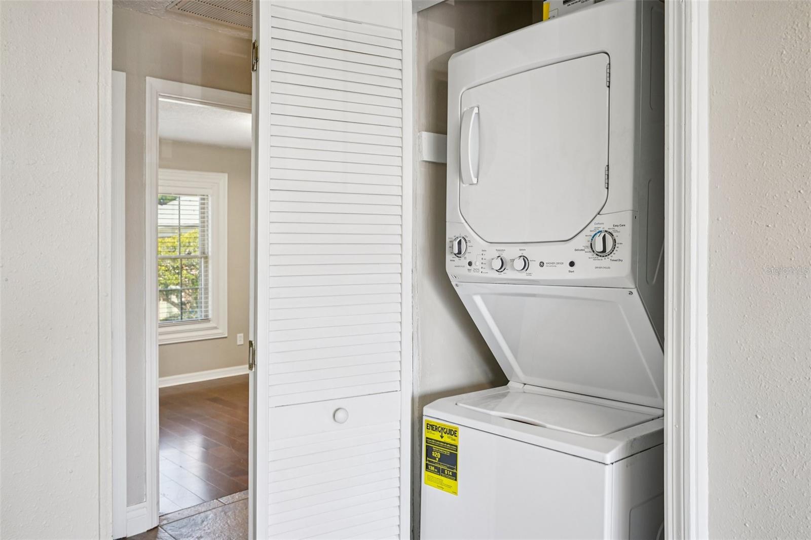 LAKE HOWELL ARMS - Residential