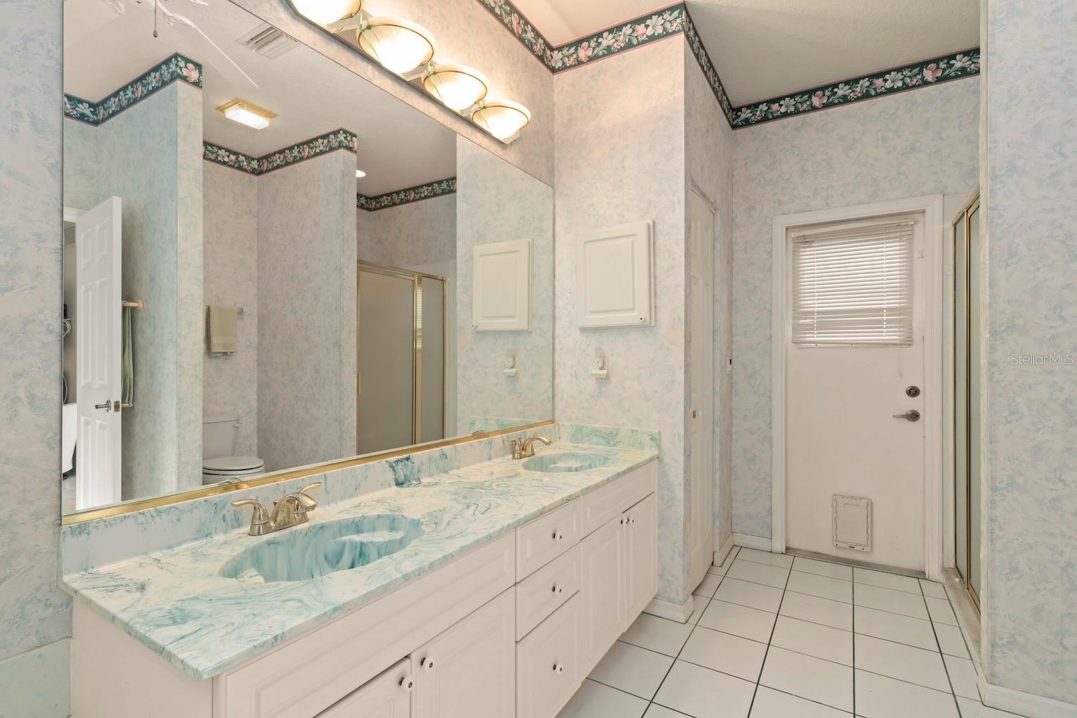 SEVILLE AT CENTER GATE - Residential