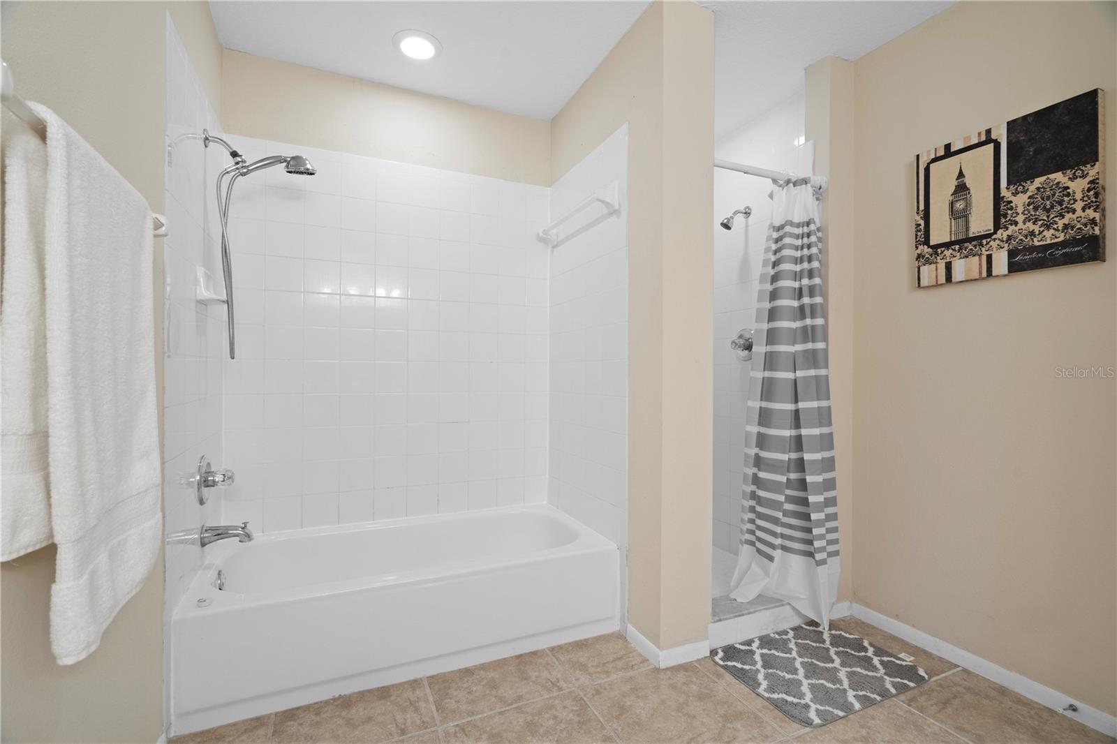 MEADOWOOD ESTATES - Residential