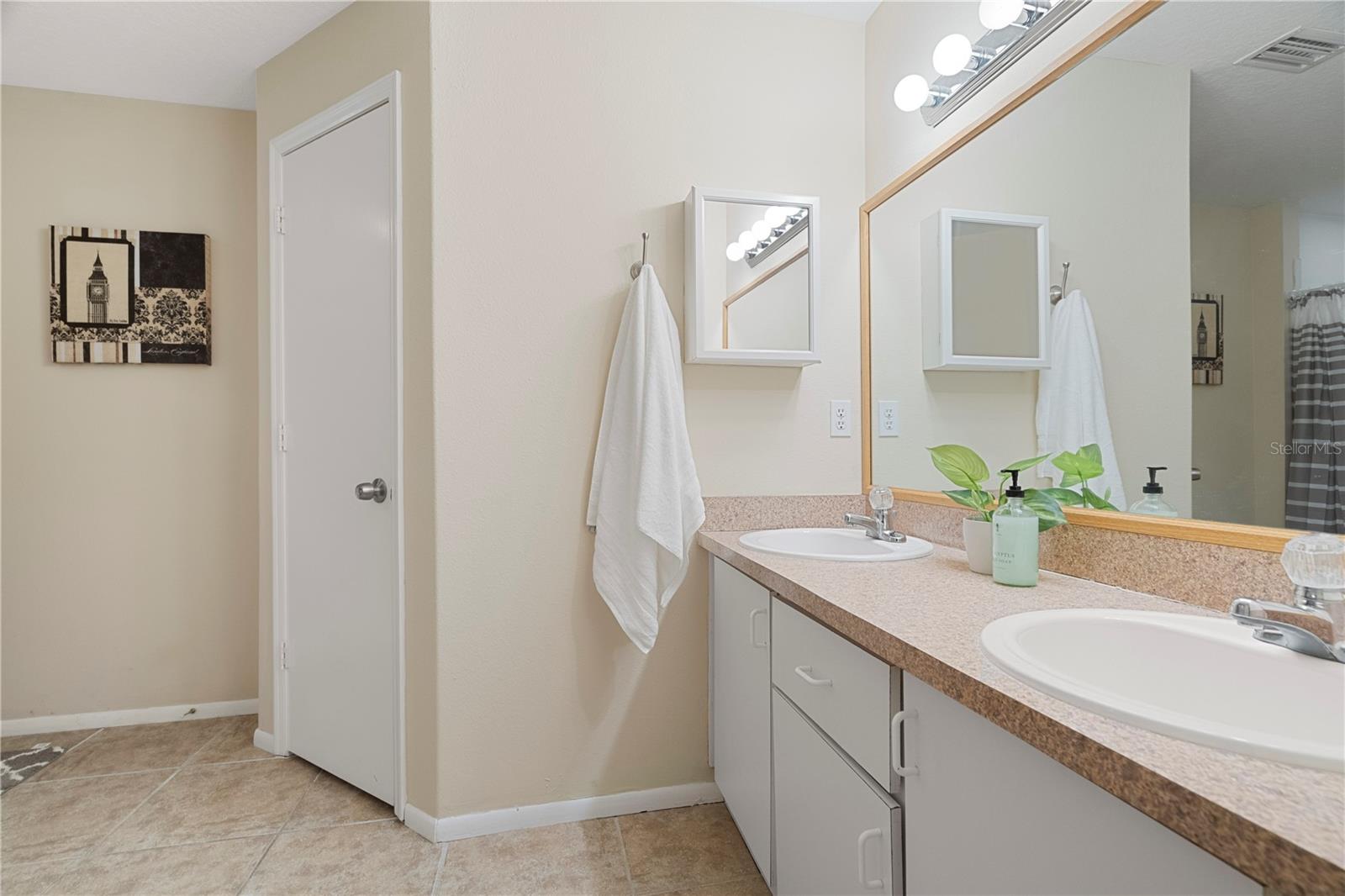 MEADOWOOD ESTATES - Residential