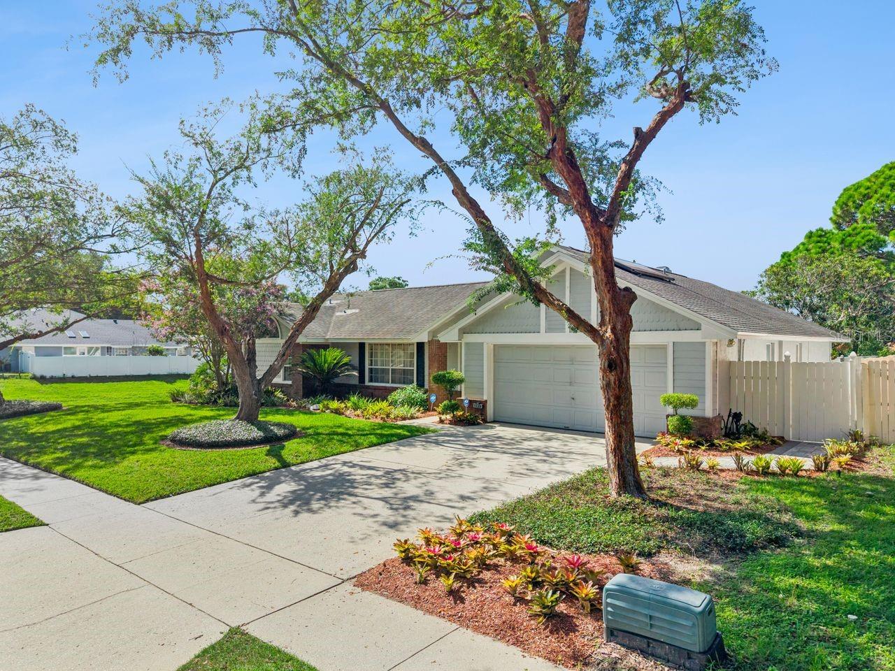 1129 CLIMBING ROSE DRIVE