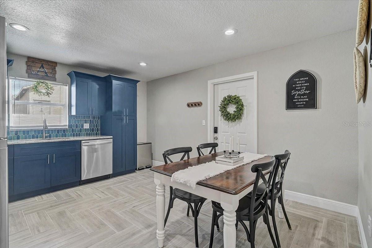 NEWTOWN HEIGHTS - Residential