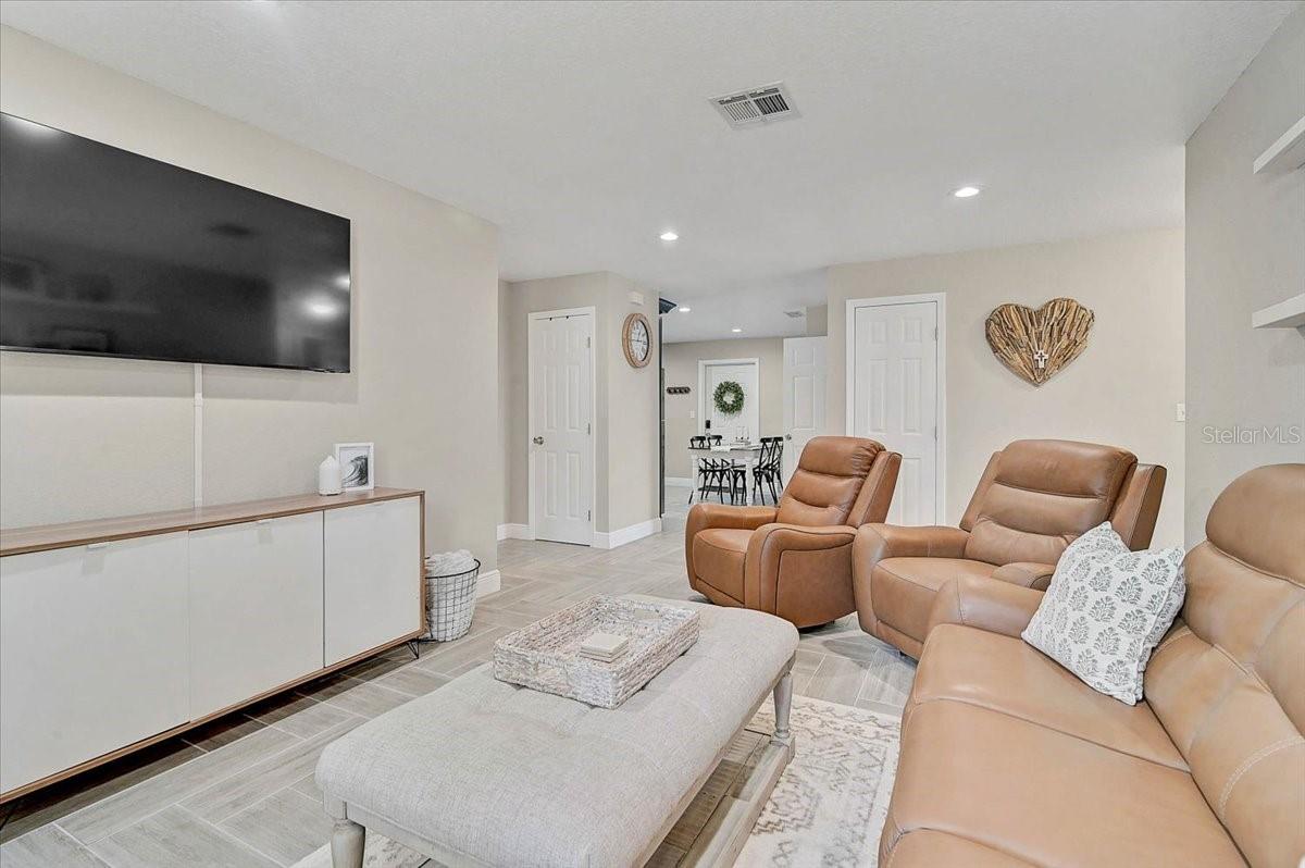 NEWTOWN HEIGHTS - Residential