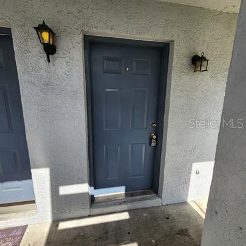 Photo of 7141 E Bank Drive #7141, Tampa, FL 33617 (MLS # TB8442450)