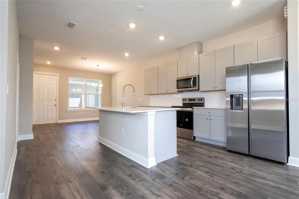 Photo of 16350 Hamlin View Street, Winter Garden, FL 34787 (MLS # O6400898)