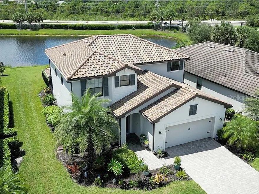 Welcome to this stunning home located in the vibrant community of Bradenton, FL. This beautifully designed residence boasts an open floor plan with spacious living areas and abundant natural light. Enjoy the modern kitchen with sleek appliances and ample counter space. The master suite has tranquil retreat with an en-suite bathroom. Step outside to a charming backyard, appropriate for relaxing or entertaining. Conveniently located to local amenities and recreational opportunities. Don't miss this opportunity!