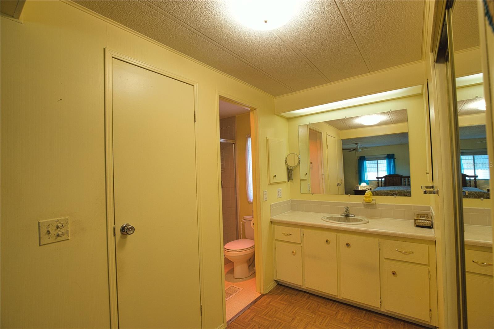 LA CASA MHP CO-OP - Residential