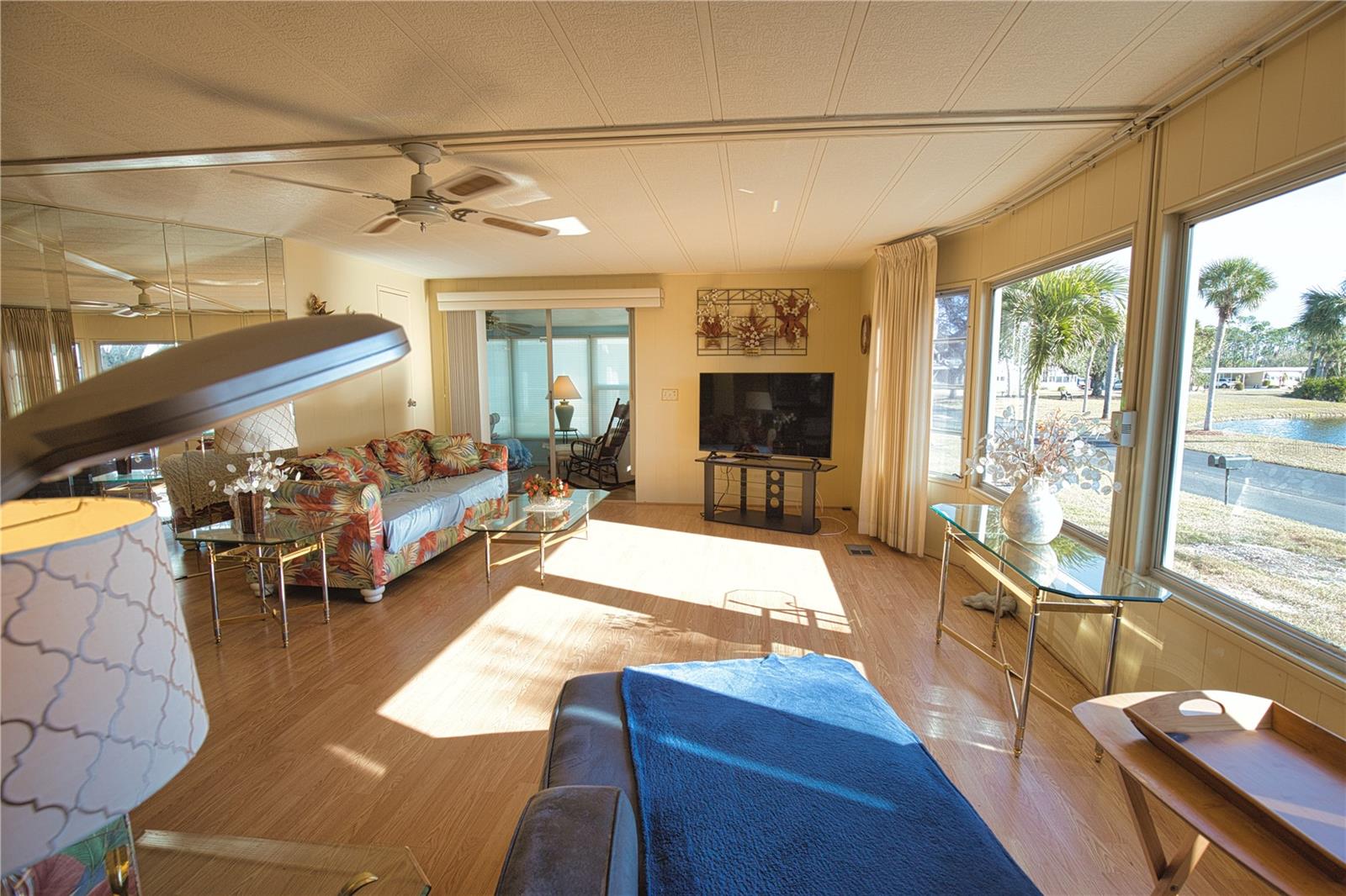 LA CASA MHP CO-OP - Residential