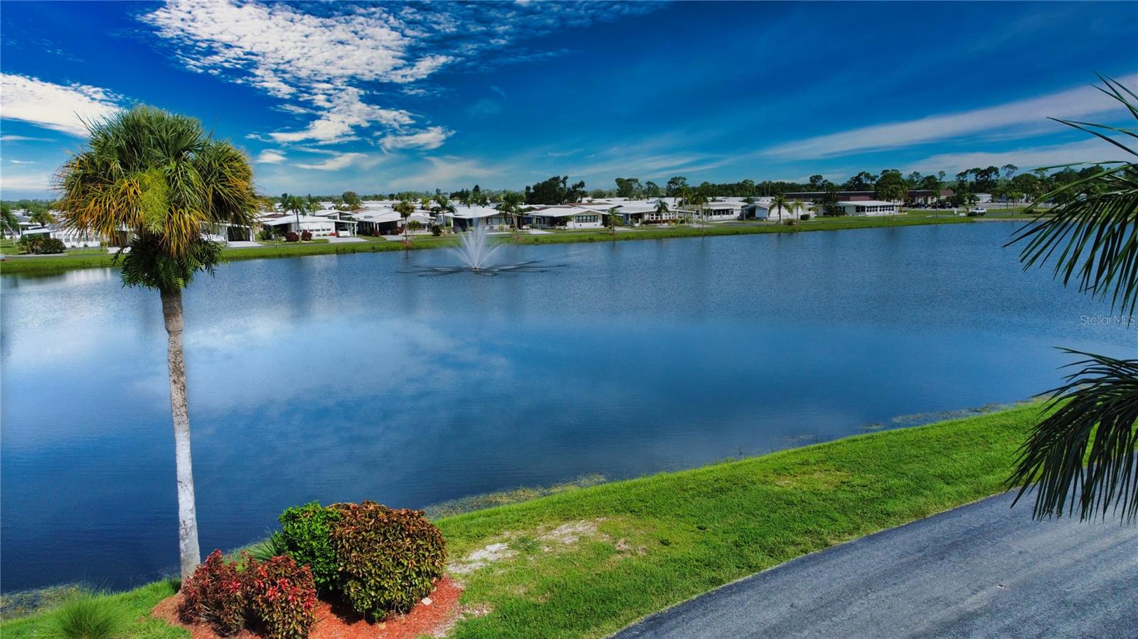 LA CASA MHP CO-OP - Residential