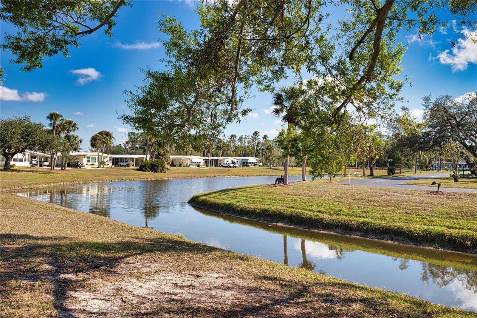 LA CASA MHP CO-OP - Residential