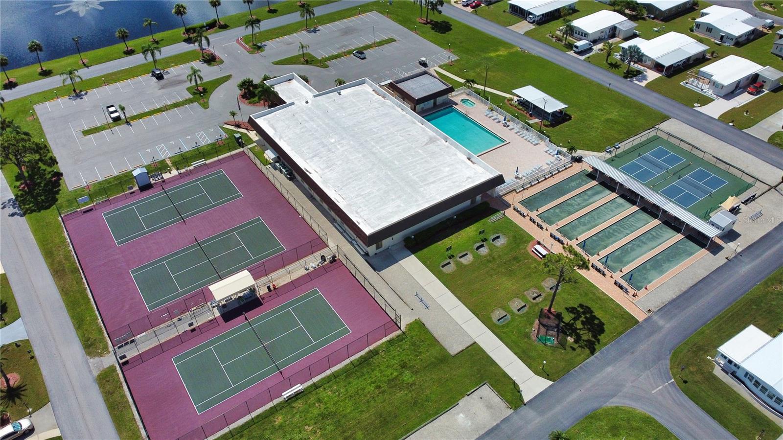 LA CASA MHP CO-OP - Residential