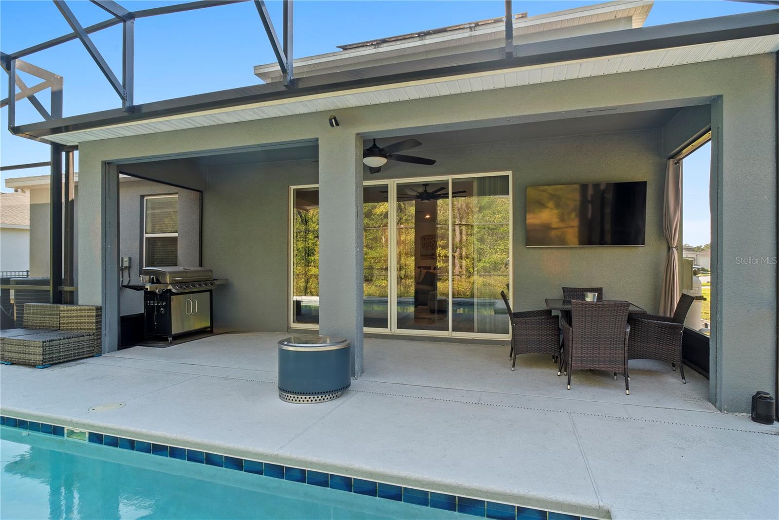 CAMDEN PK/PROVIDENCE PH 4 PB 1 - Residential