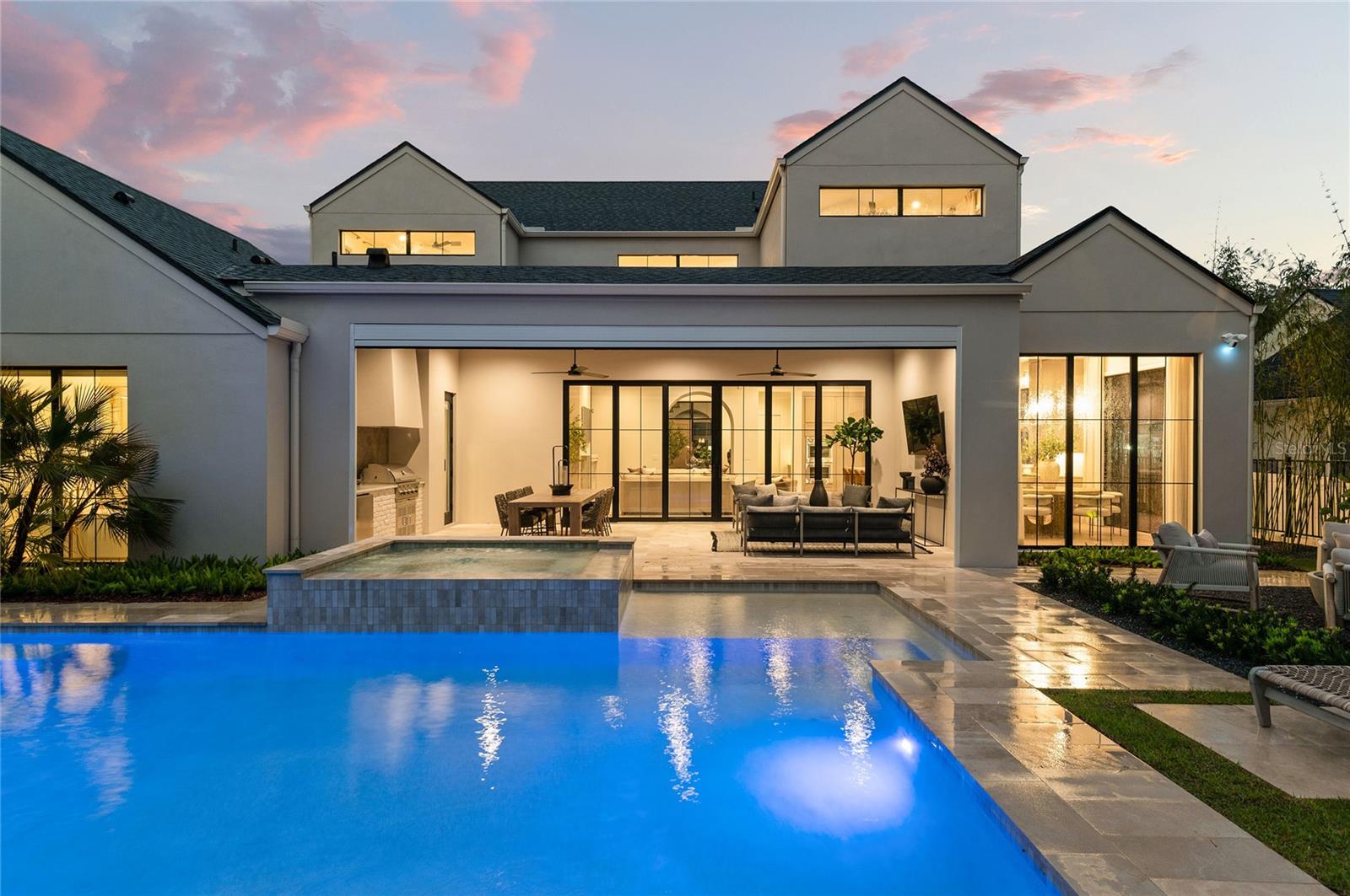 BEVERLY SHORES - Residential