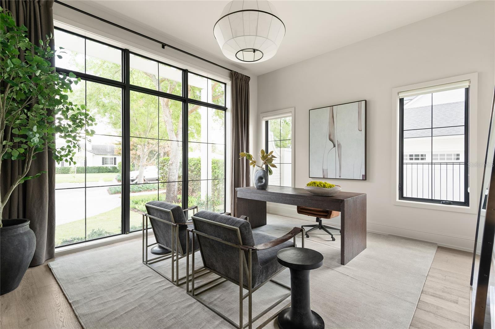 BEVERLY SHORES - Residential