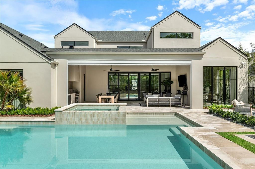 Photo of 1208 Nottingham Street, Orlando, FL 32803 (MLS # O6394767)