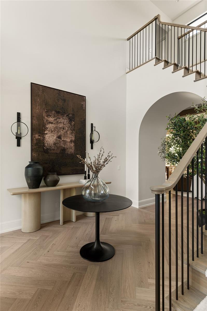 BEVERLY SHORES - Residential