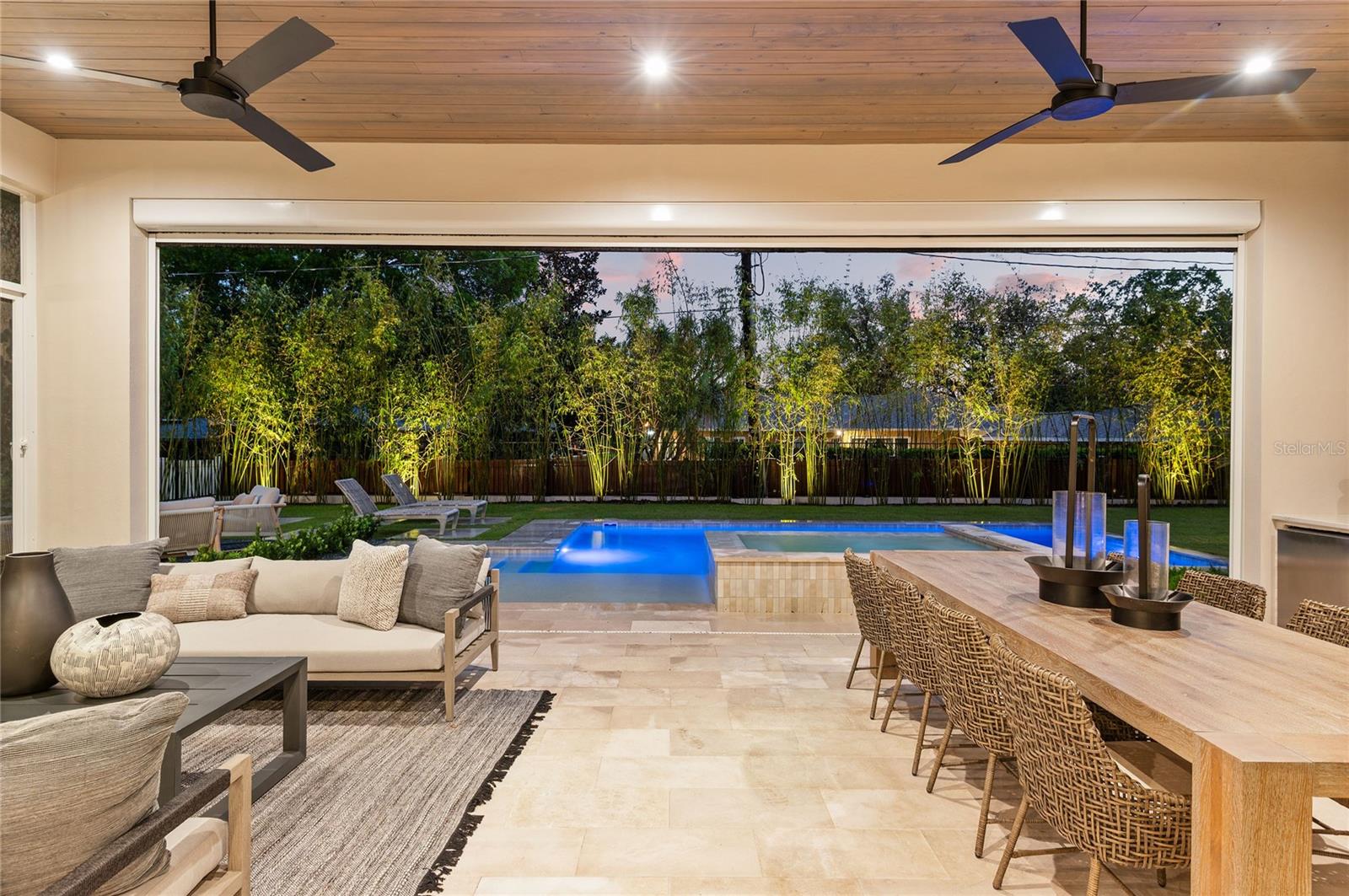 BEVERLY SHORES - Residential