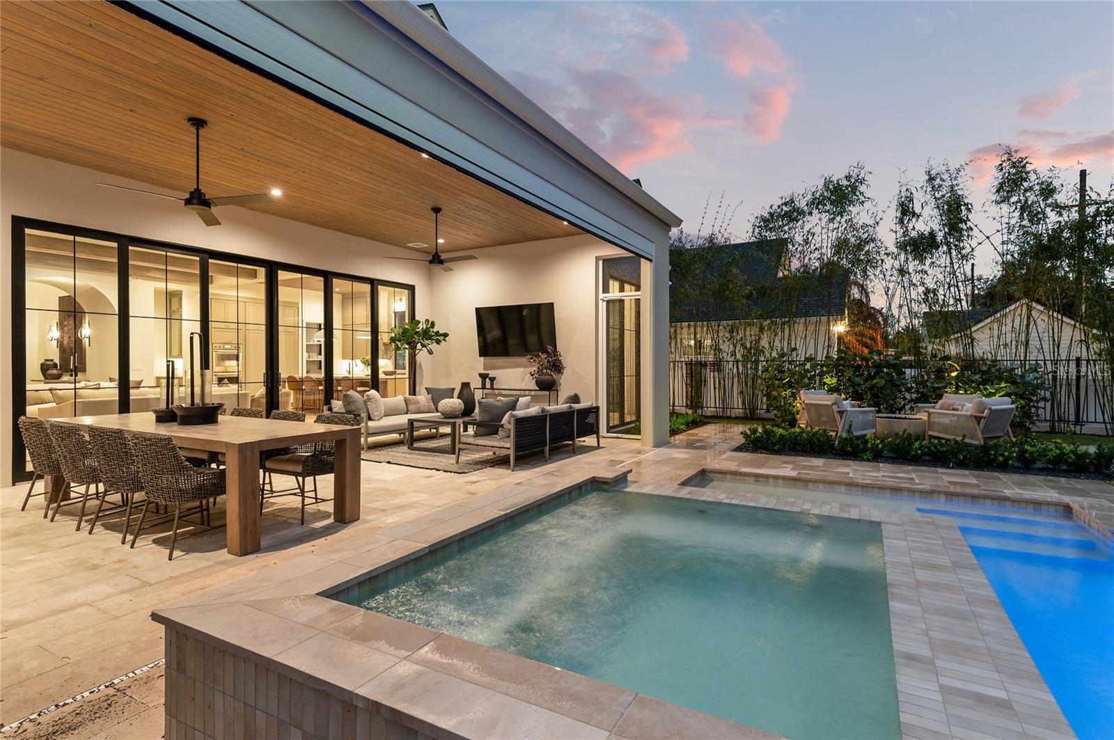 BEVERLY SHORES - Residential