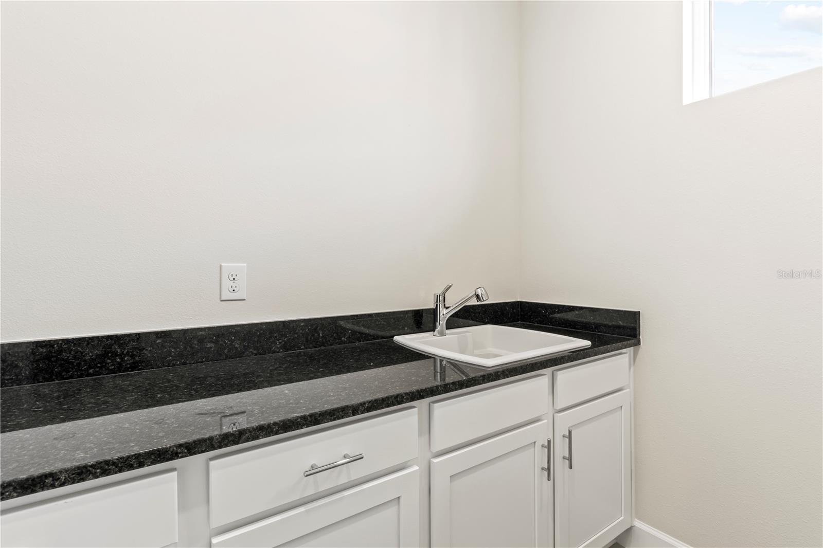 ESPLANADE AT AZARIO - Residential Lease