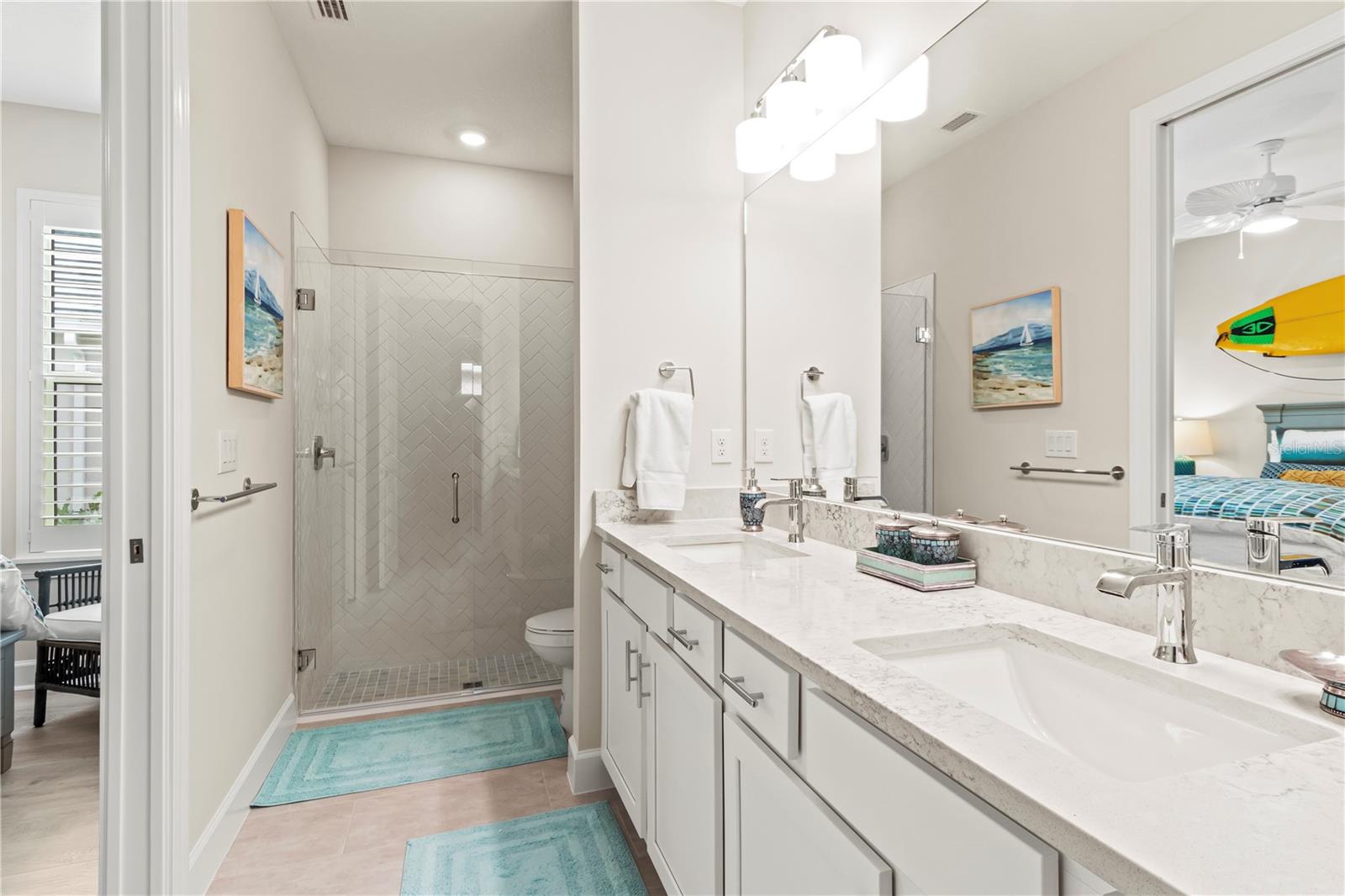 ESPLANADE AT AZARIO - Residential Lease