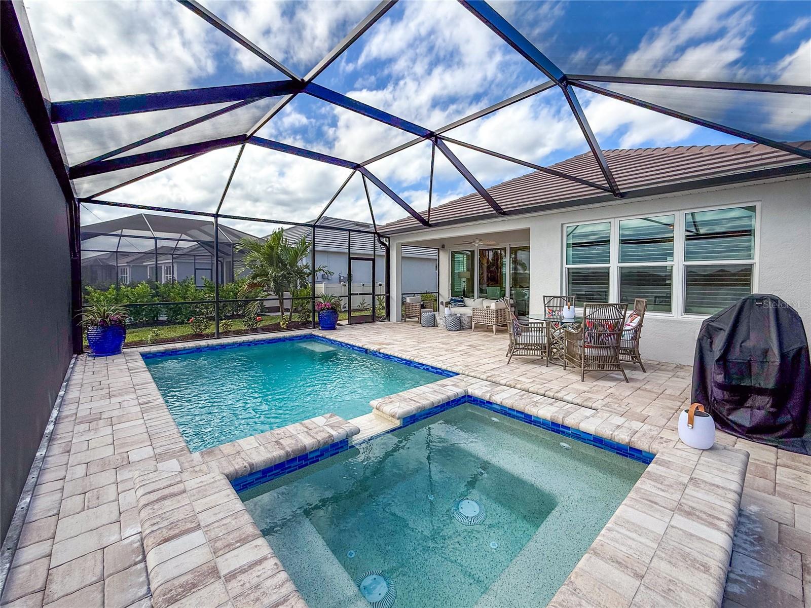 ESPLANADE AT AZARIO - Residential Lease