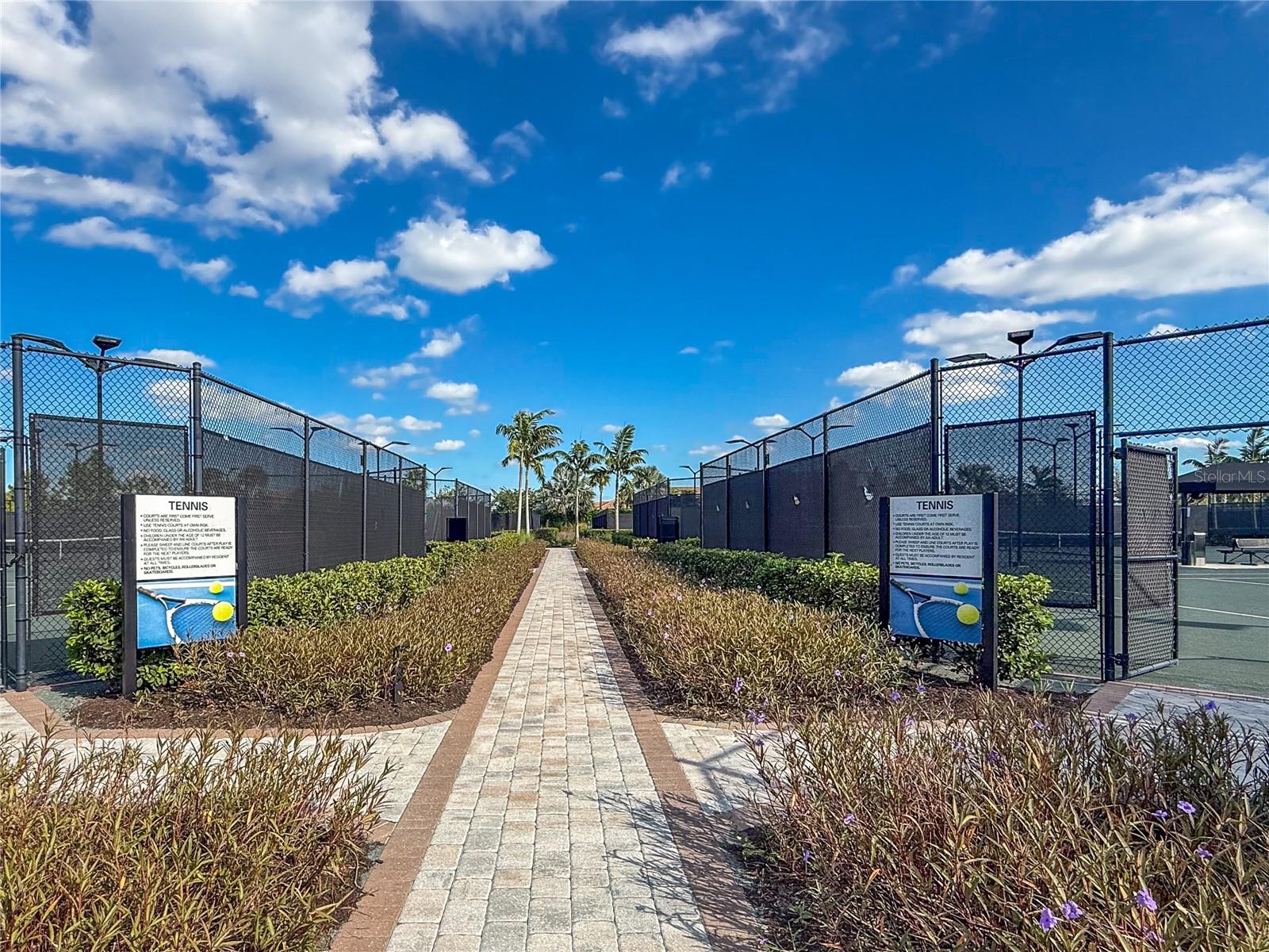 ESPLANADE AT AZARIO - Residential Lease