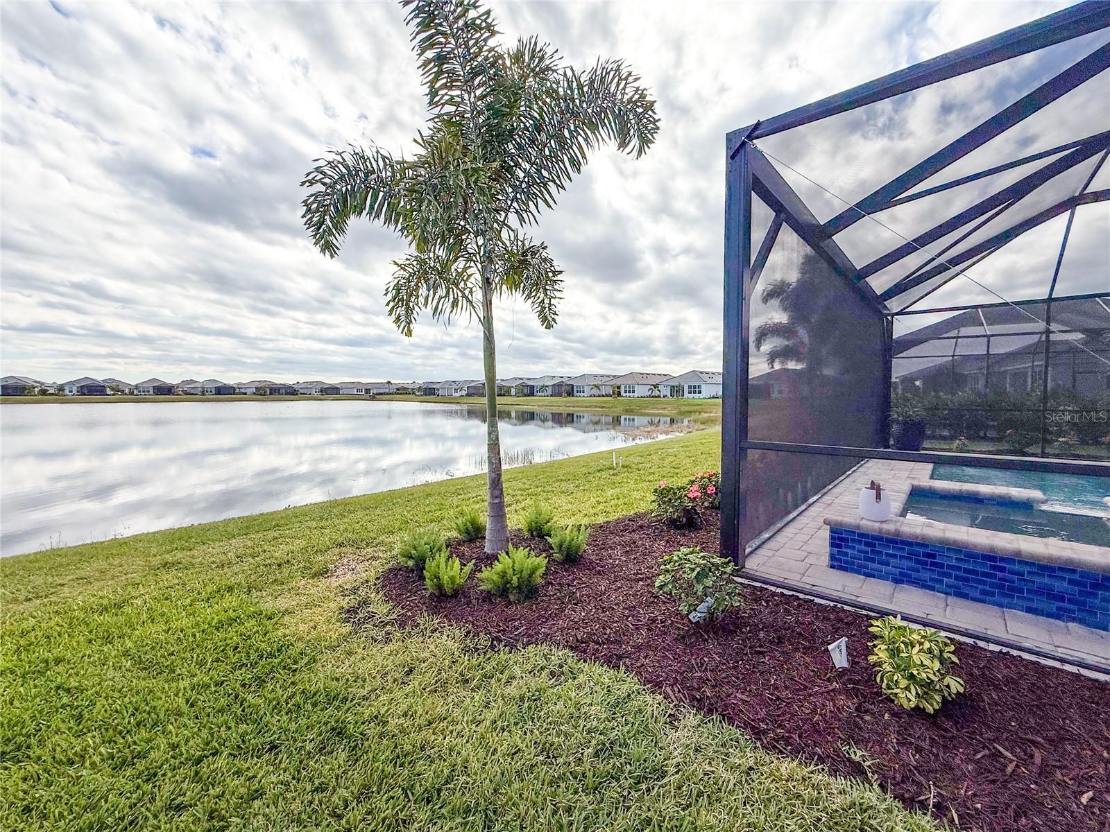 ESPLANADE AT AZARIO - Residential Lease