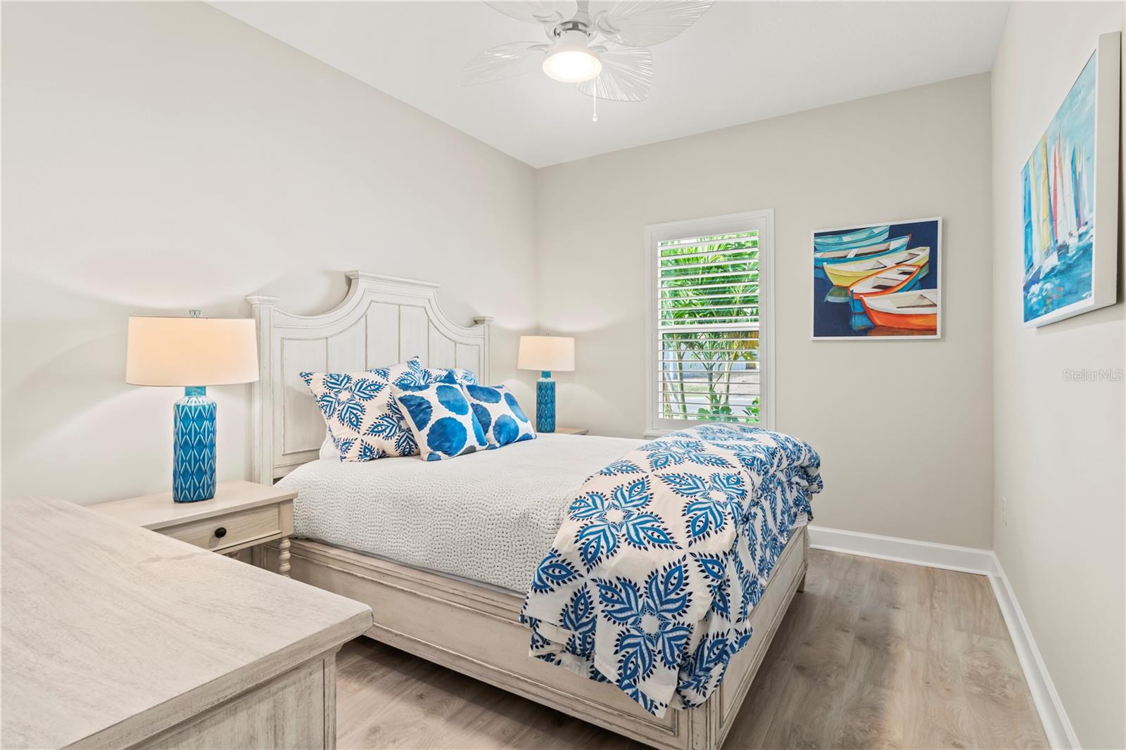 ESPLANADE AT AZARIO - Residential Lease