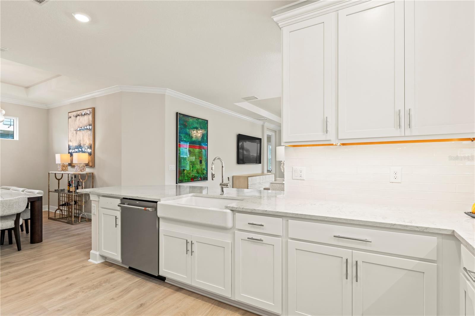 ESPLANADE AT AZARIO - Residential Lease