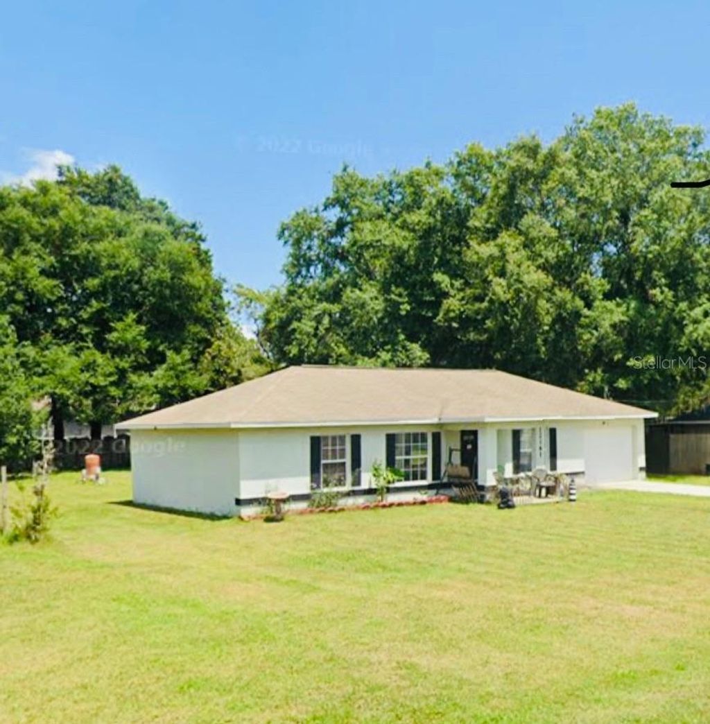 Photo of 12161 SE 87th Court, Belleview, FL 34420 (MLS # G5105302)