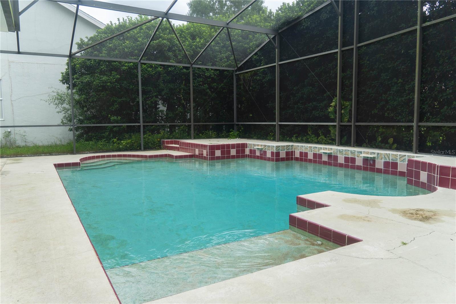 CARRINGTON PARK/HETHROW - Residential