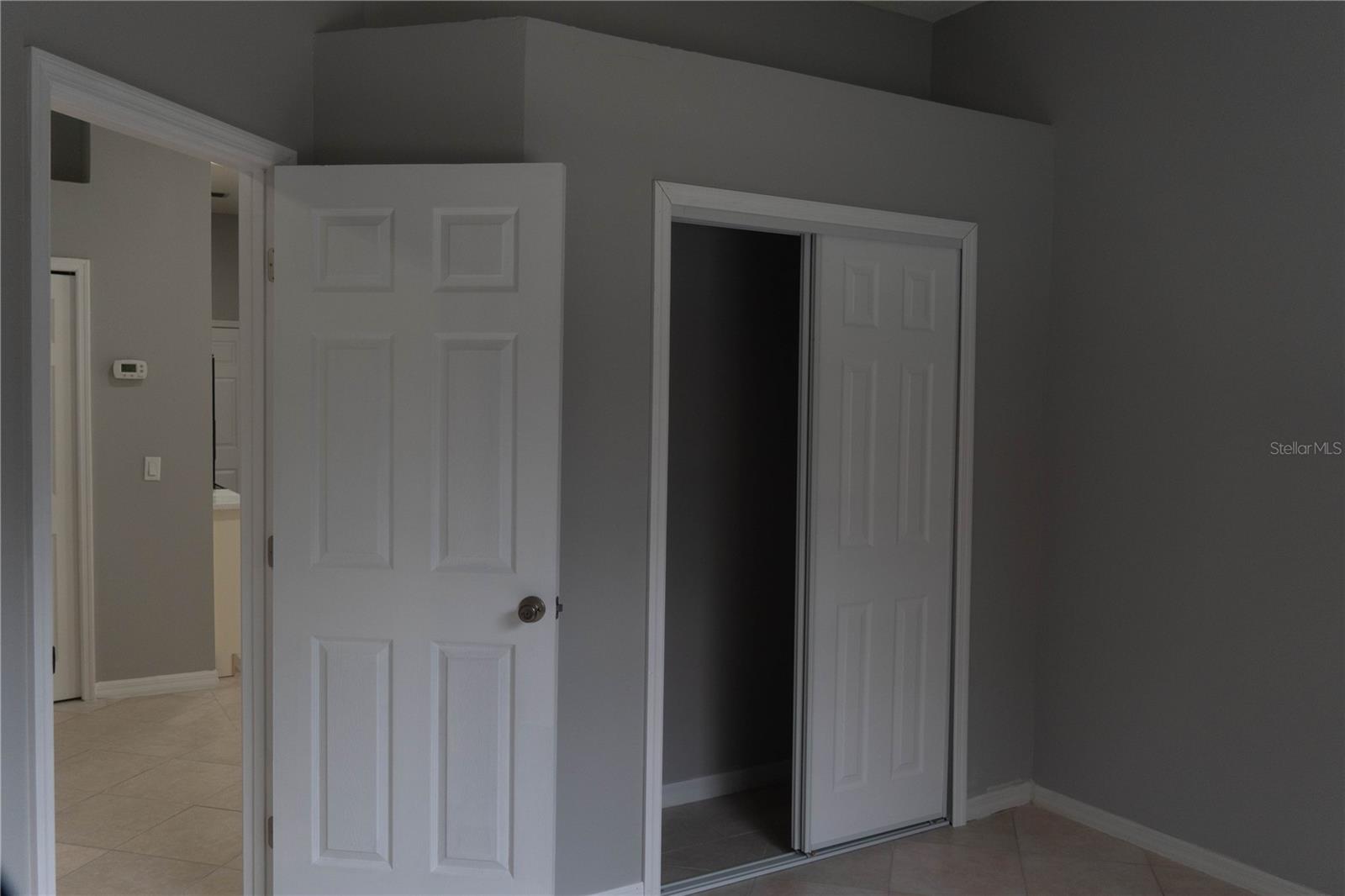 CARRINGTON PARK/HETHROW - Residential