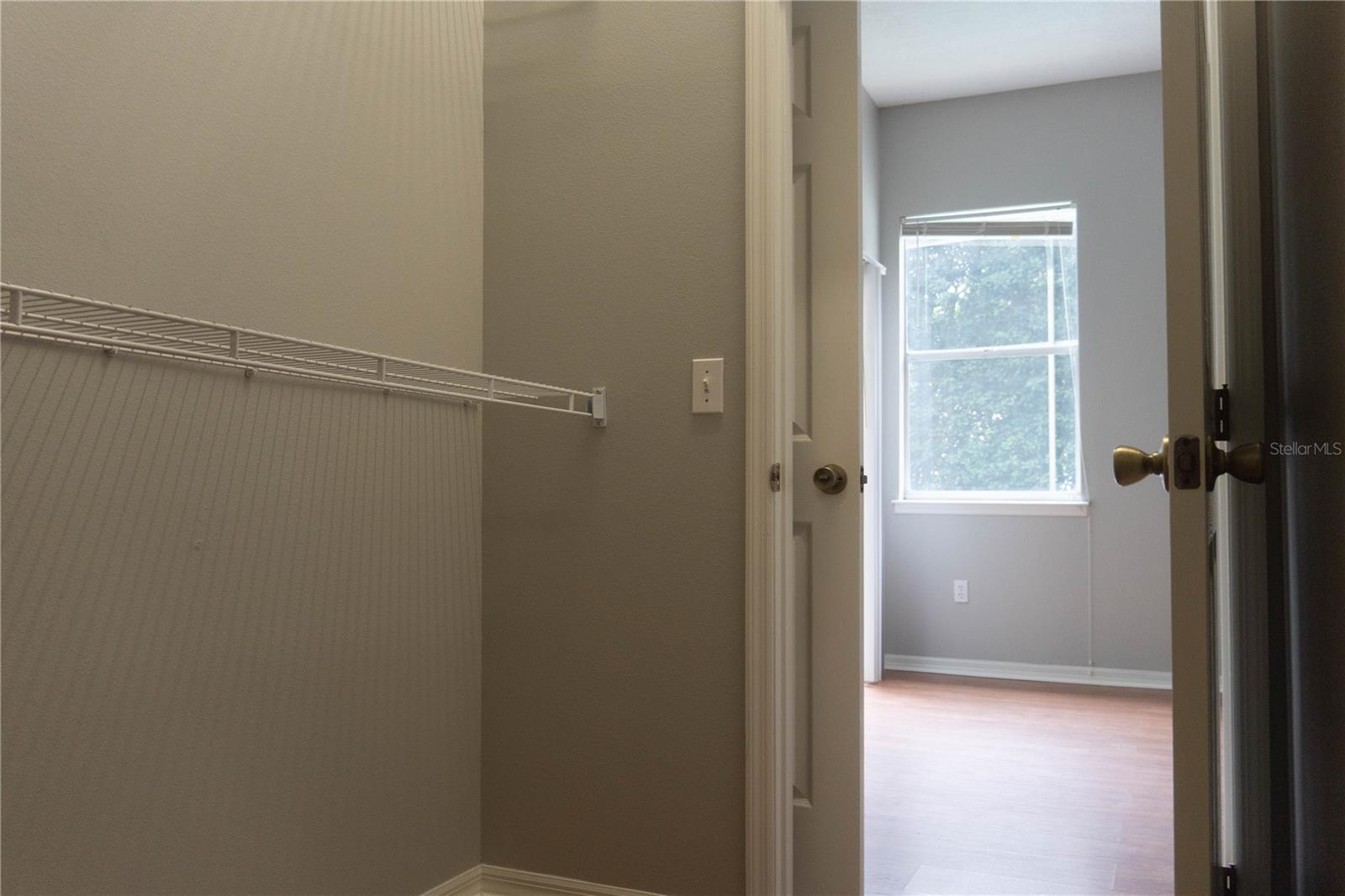 CARRINGTON PARK/HETHROW - Residential