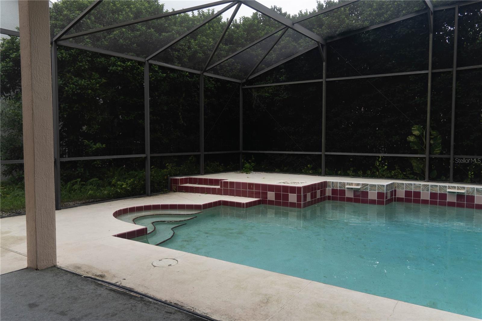 CARRINGTON PARK/HETHROW - Residential