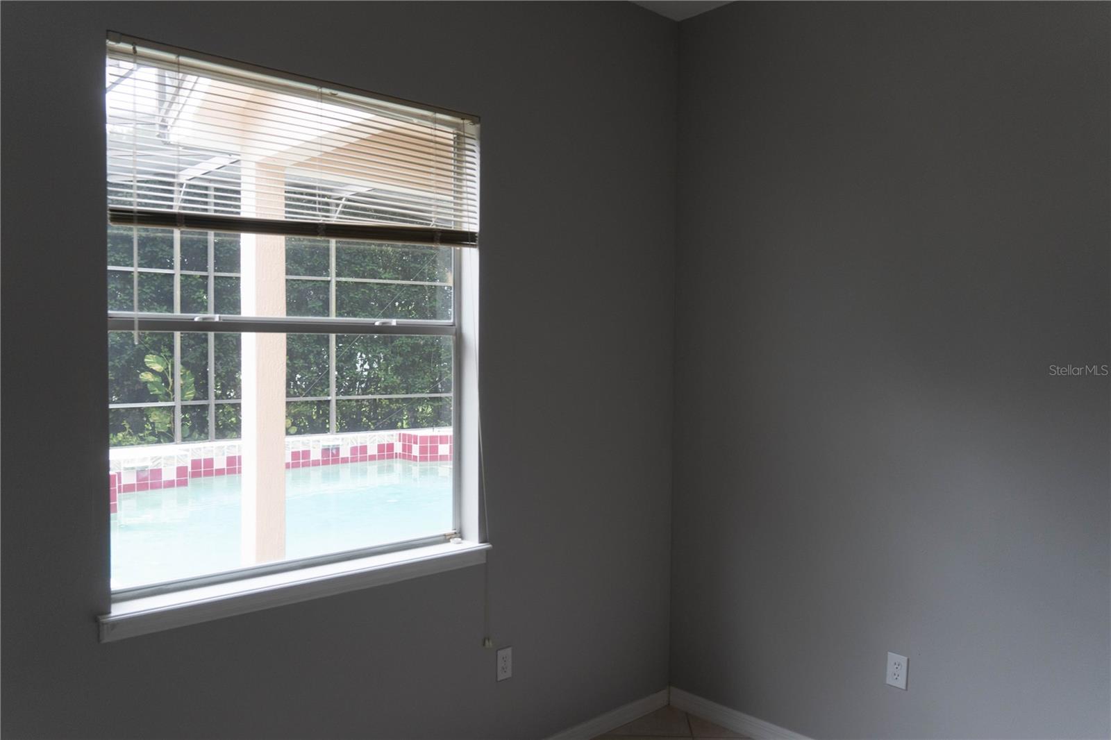 CARRINGTON PARK/HETHROW - Residential