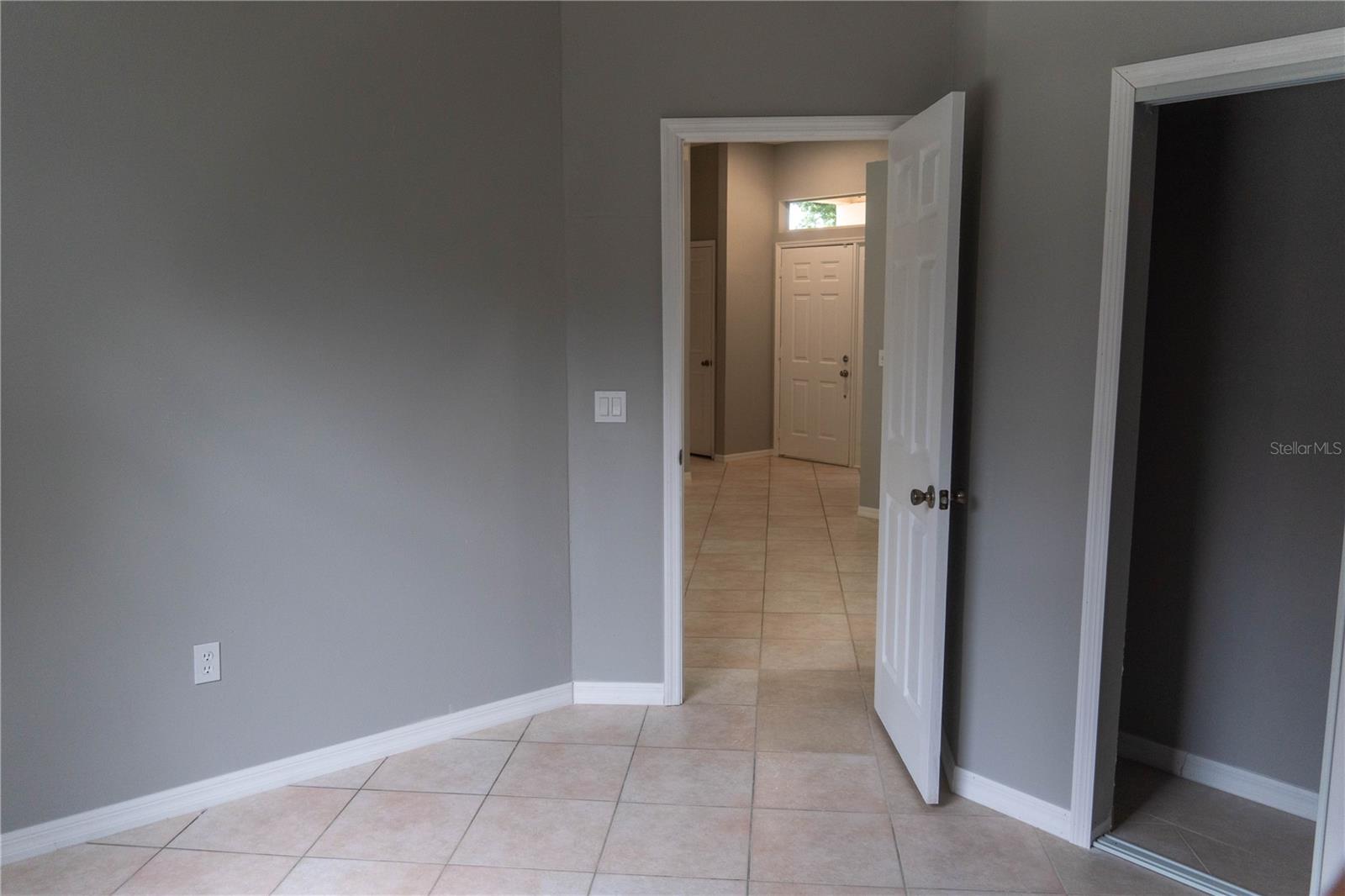 CARRINGTON PARK/HETHROW - Residential