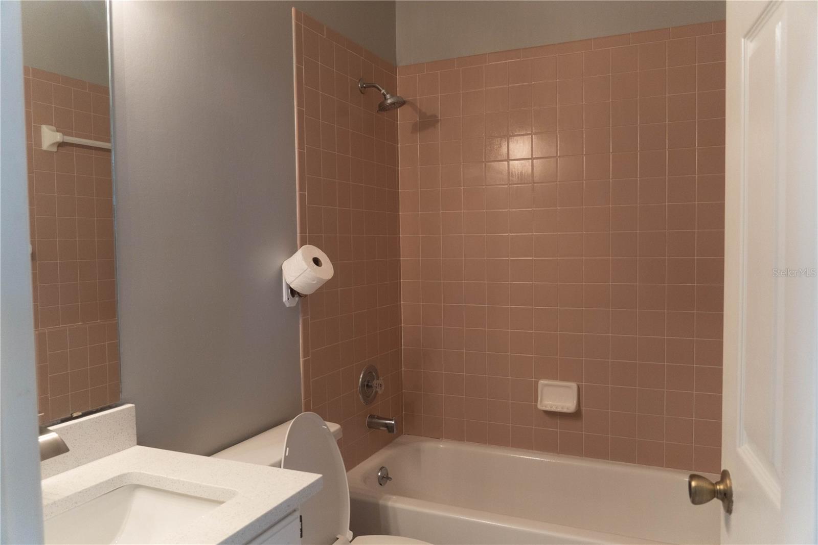 CARRINGTON PARK/HETHROW - Residential