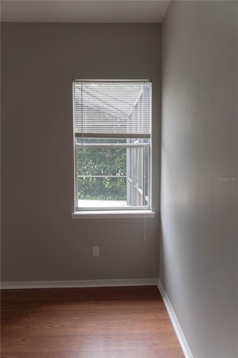 CARRINGTON PARK/HETHROW - Residential