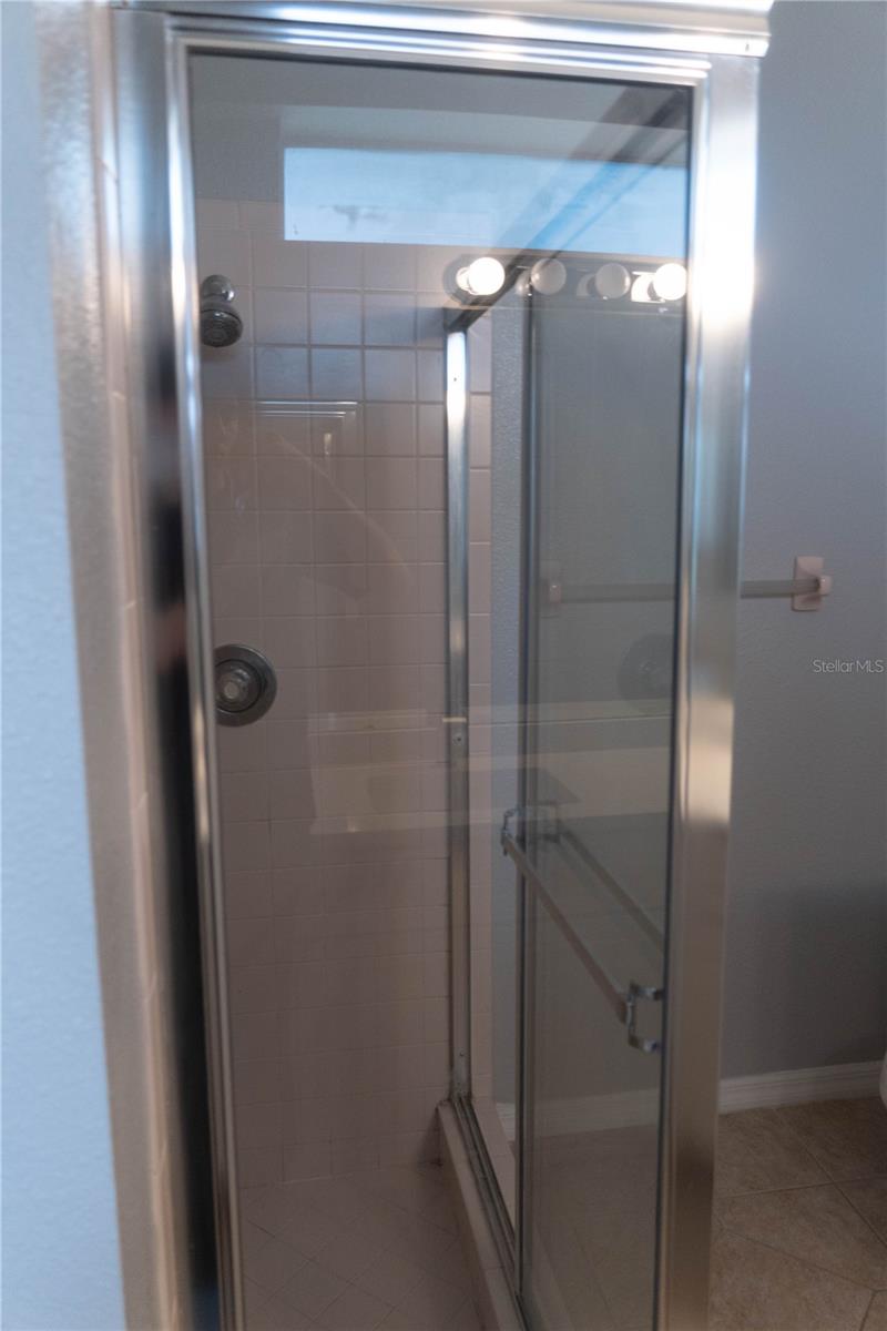 CARRINGTON PARK/HETHROW - Residential