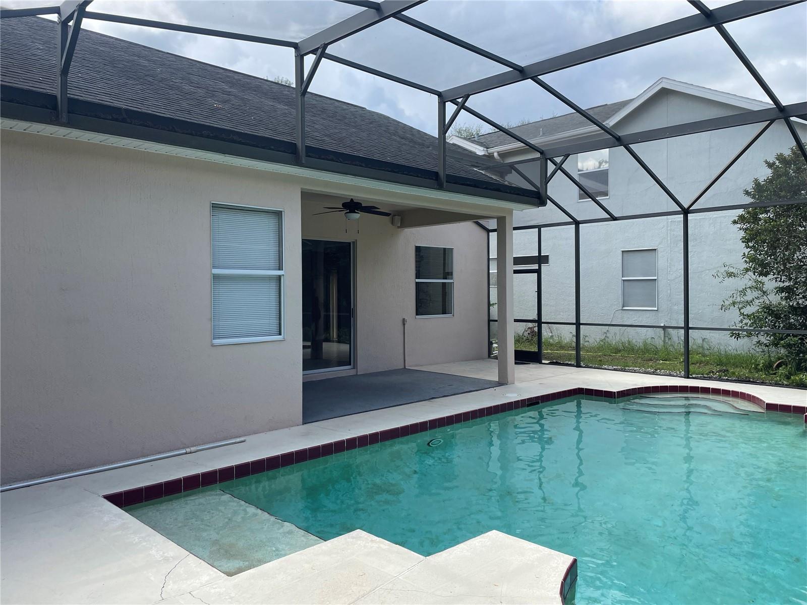 CARRINGTON PARK/HETHROW - Residential